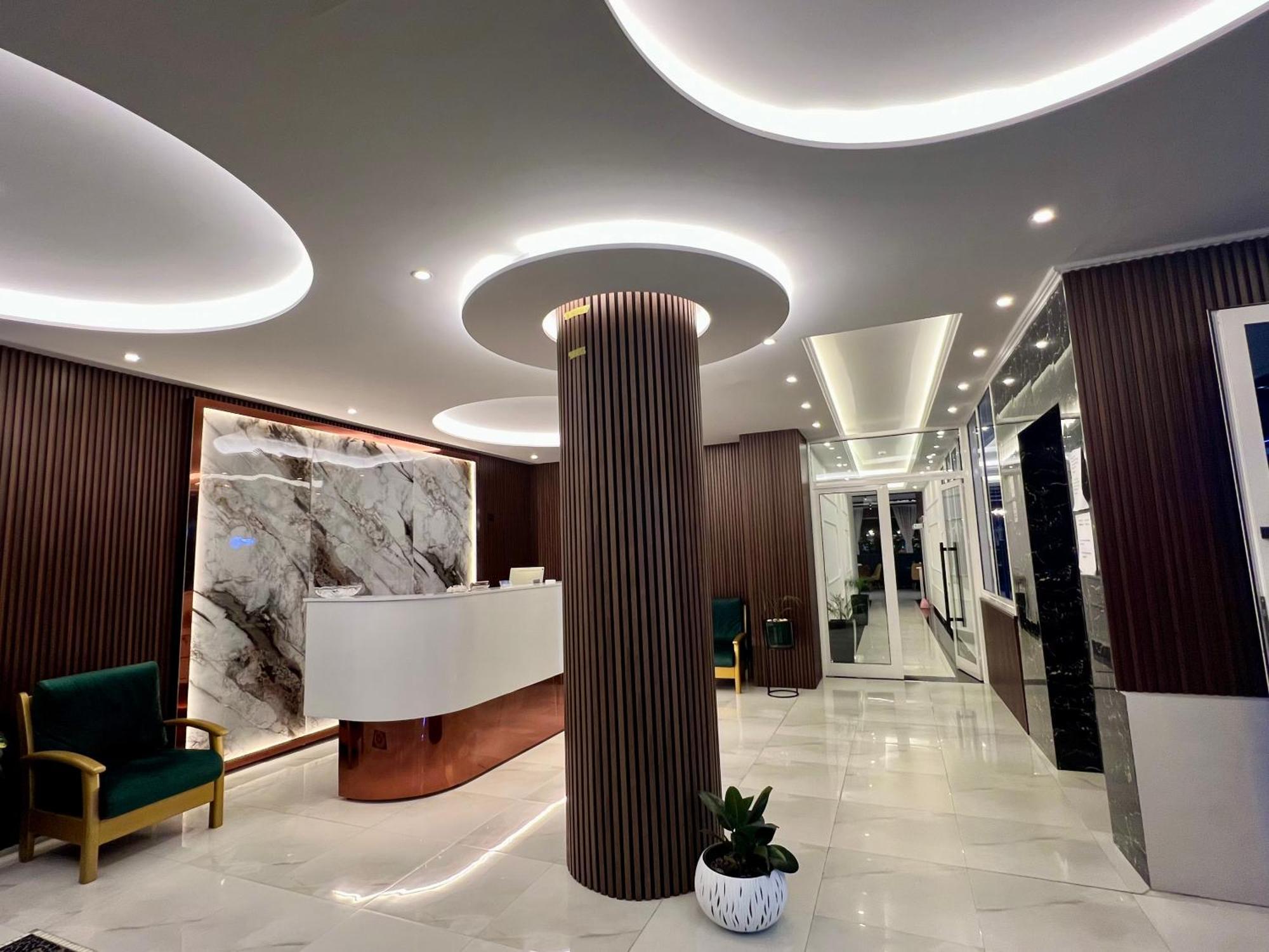 Hotel Ujvara Golem (Tirana)